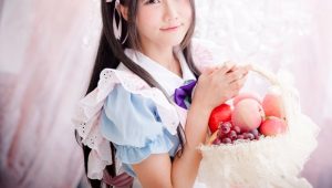 024　揺れるＩカップ　桜の木の下幼女メイドをＭ字開脚で露出変態羞恥ＳＥＸ